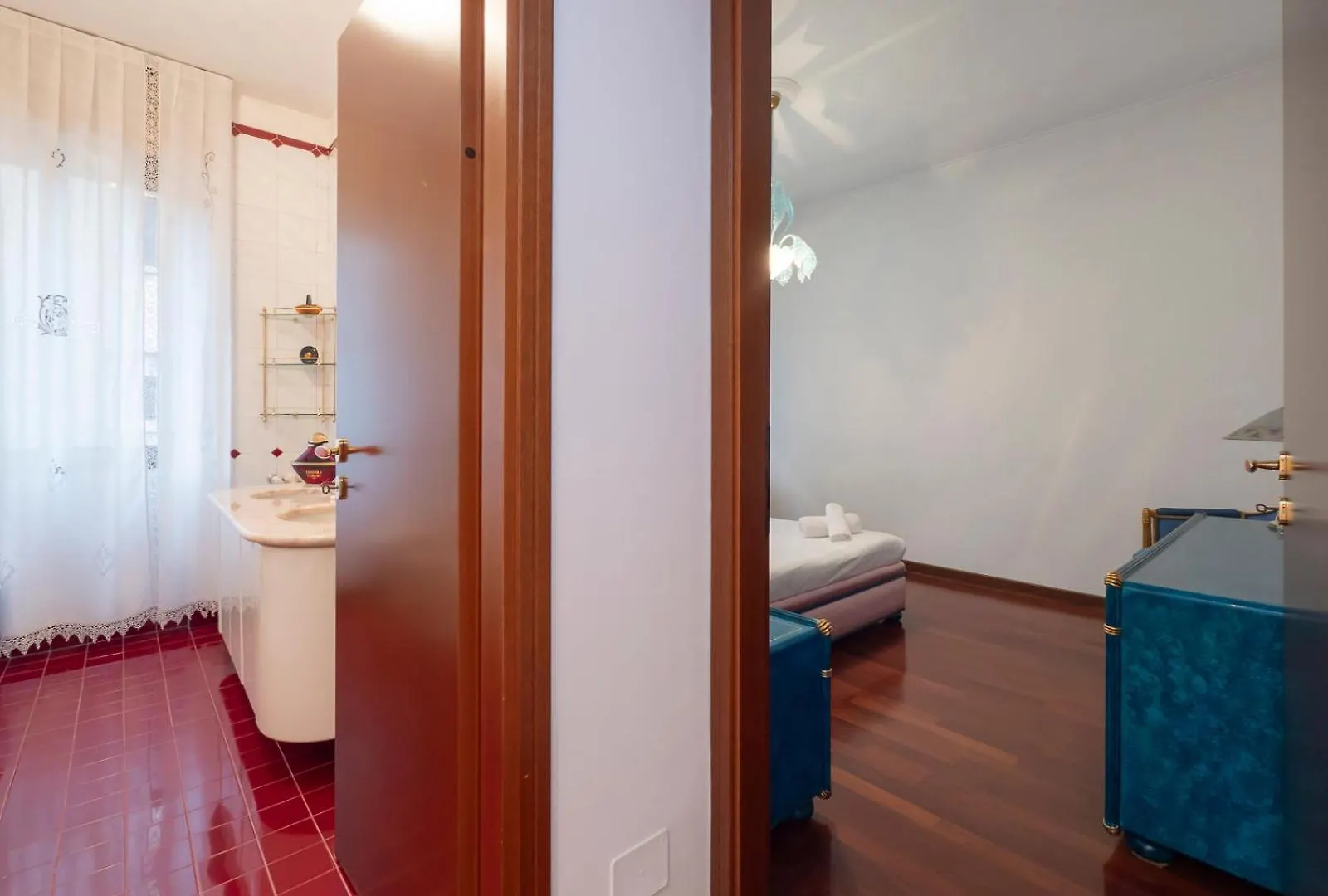 I Host Apartment - Cuoco 8 Milan 0*,  Italy