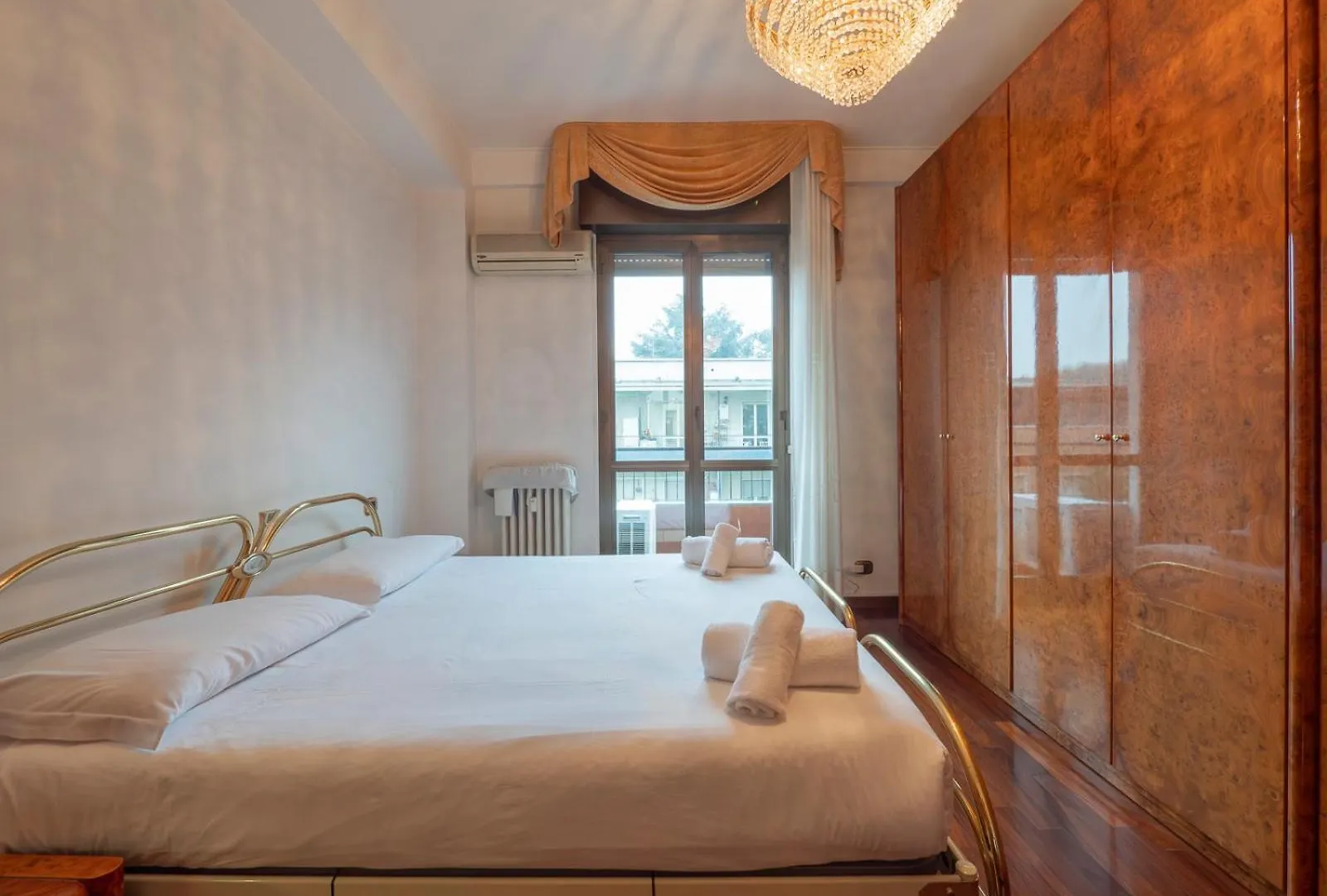 I Host Apartment - Cuoco 8 Μιλάνο 0*,